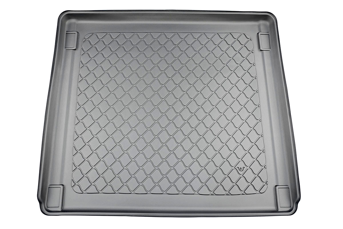 thumbnail image 2 of UK Custom Covers Quilted Boot Liner For Range Rover Sport 2013-2022 - Black, Waterproof, With Bumper Flap 2 of 3